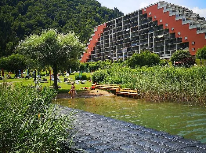 Kaernten Luise Direkt Am Ossiacher * 菲拉赫